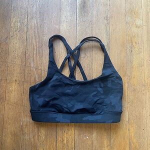 Lululemon camo sports bra